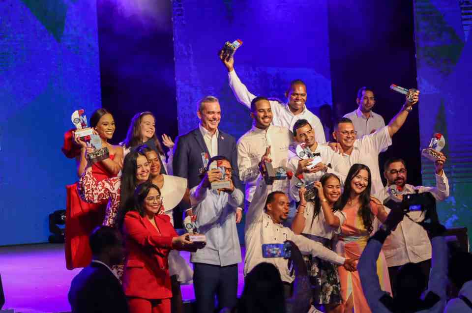 Biannyi Peguero  gana Premio Nacional de La Juventud